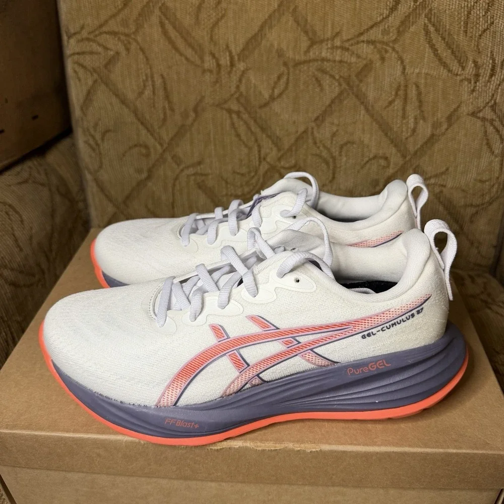 ASICS Gel-Cumulus 27 White Greyish Purple 1012B772 Women's Size 9 Running Shoes